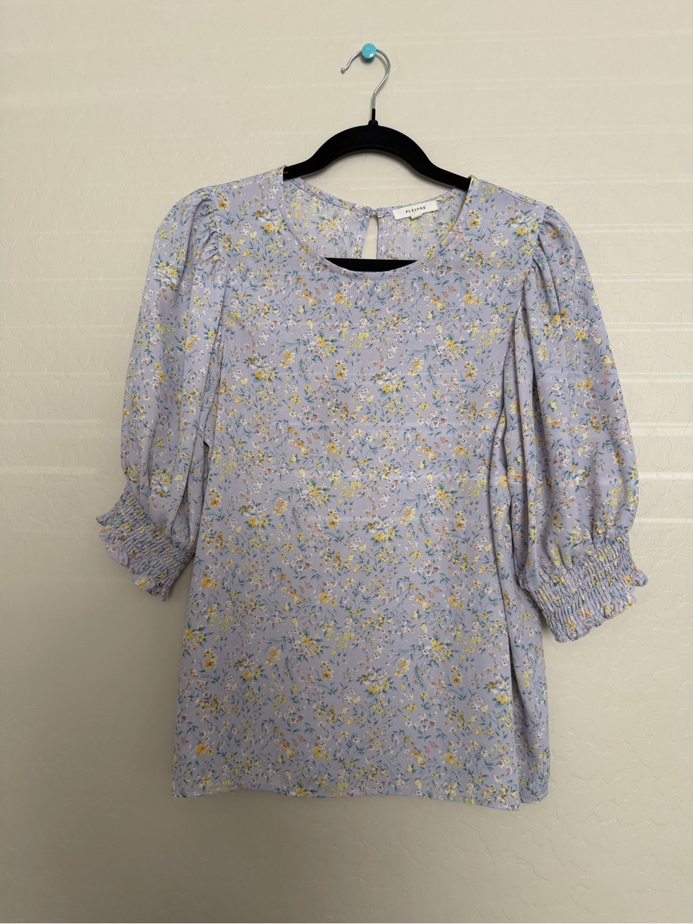 Pleione Lavender Floral Puff-Sleeve Blouse